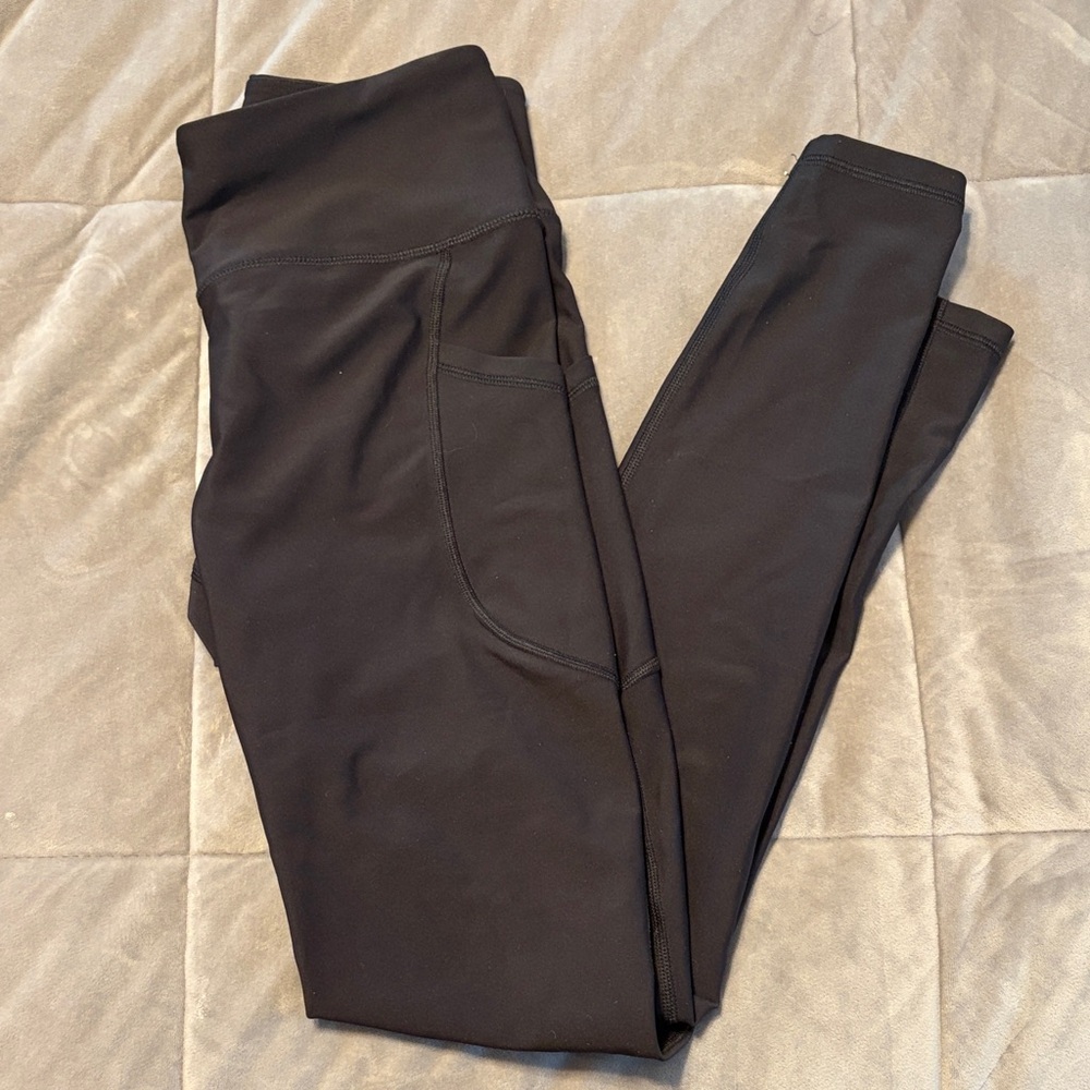 Old Navy Black High-Waist Leggings with Side Pocket
